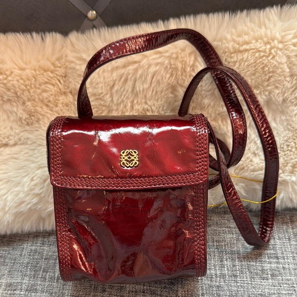 Authentic Elegant Red Loewe Crossbody Bag with Glossy Finish and Thin  Strap - Picture 1 of 12